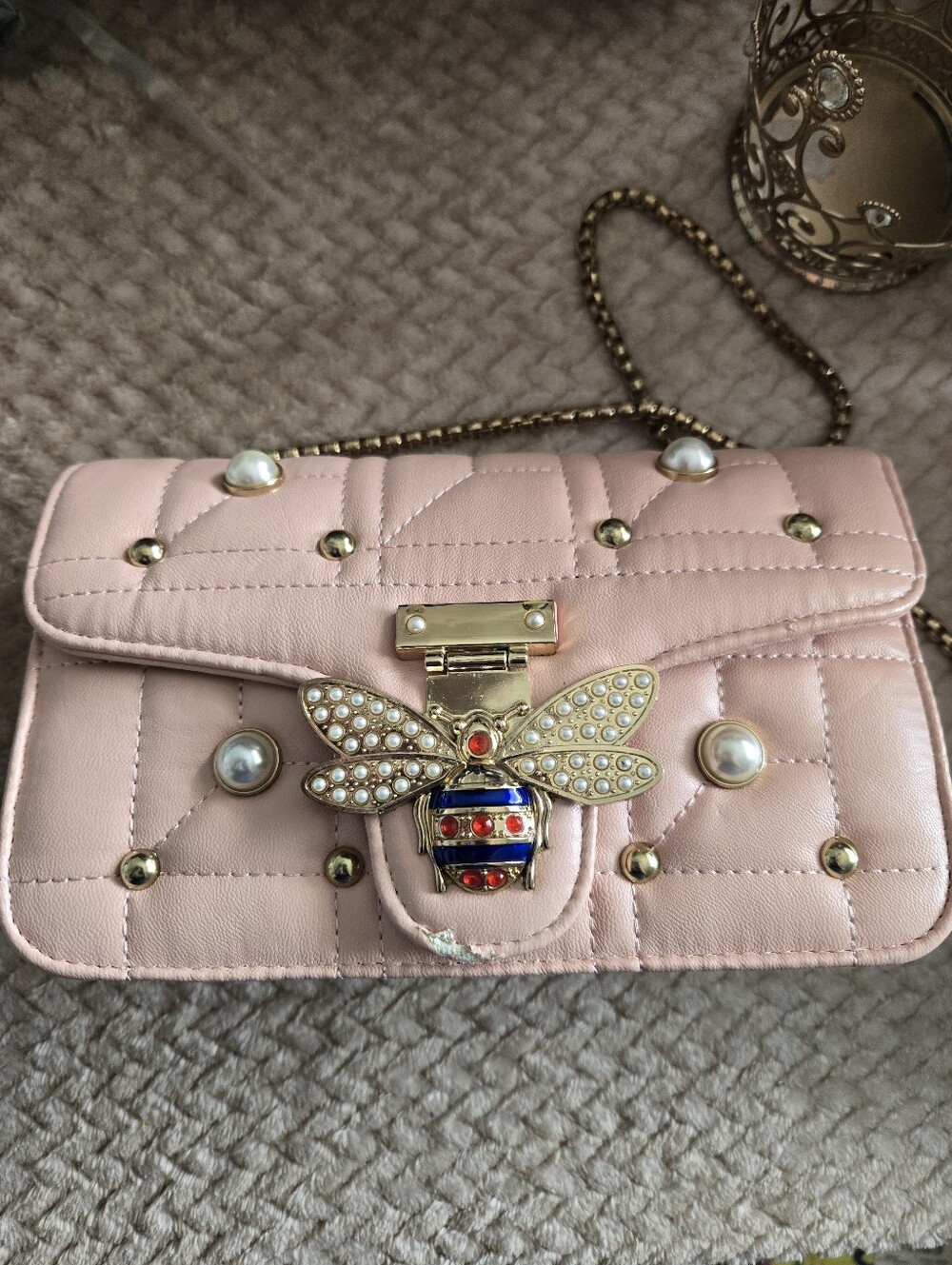 Women’s Pink Bee Pearl Studded Crossbody Purse Gold Chain Shoulder Handbag